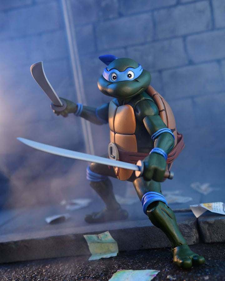 Teenage Mutant Ninja Turtles (1987 Cartoon) Action Figure ULTIMATE LEONARDO (VHS)