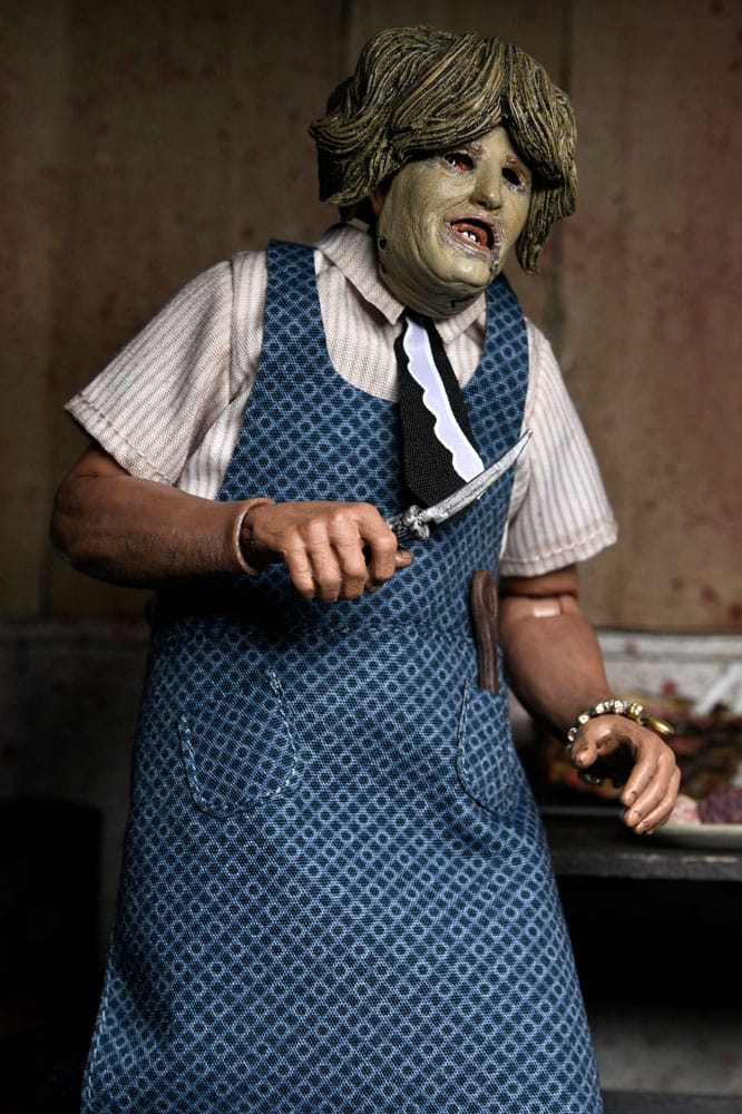 Texas Chainsaw Massacre Clothed Action Figure LEATHERFACE WITH OLD LADY MASK - 5
