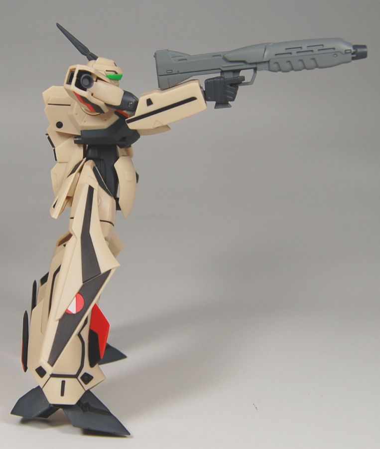 Macross Plus GN-U DOU #001 Action Figure Battroid YF-19