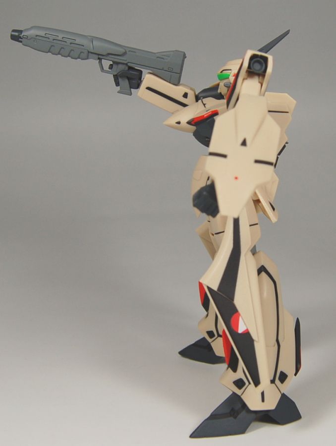 Macross Plus GN-U DOU #001 Action Figure Battroid YF-19
