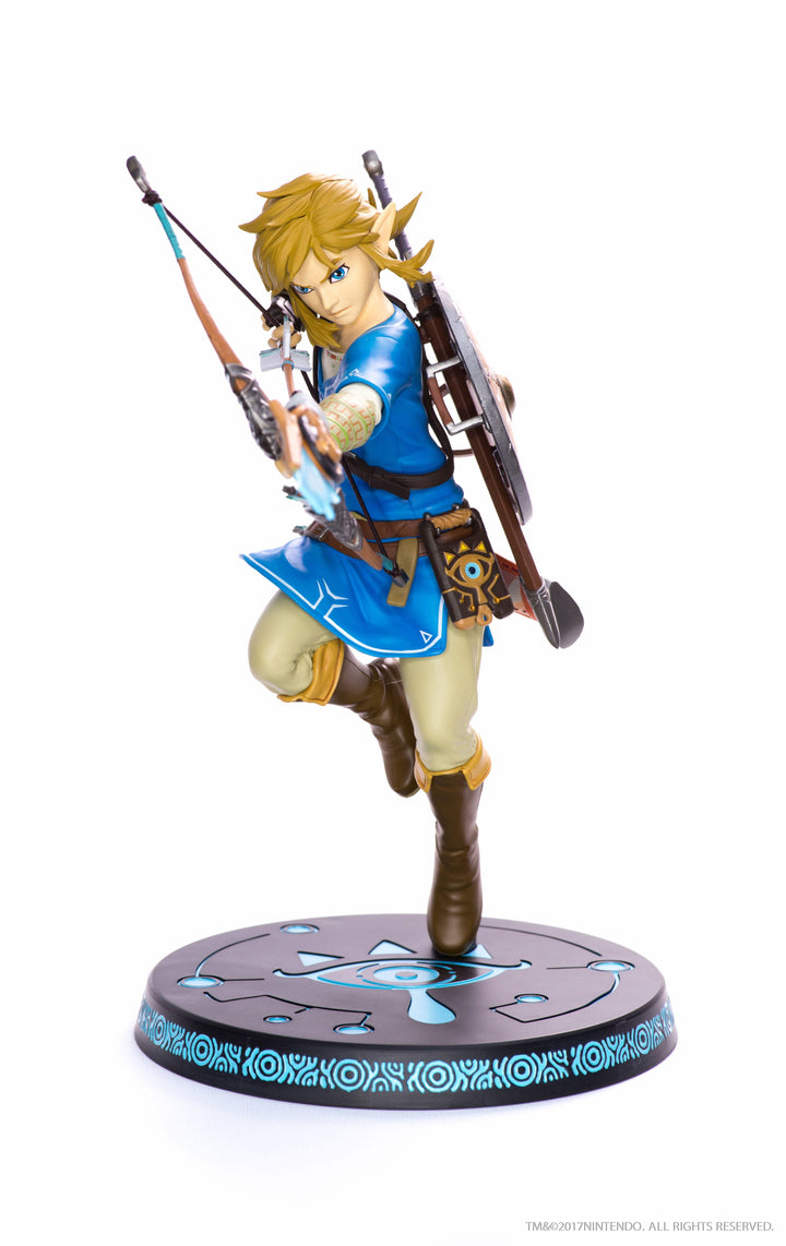 Legend of Zelda F4F Breath of the Wild Statue LINK