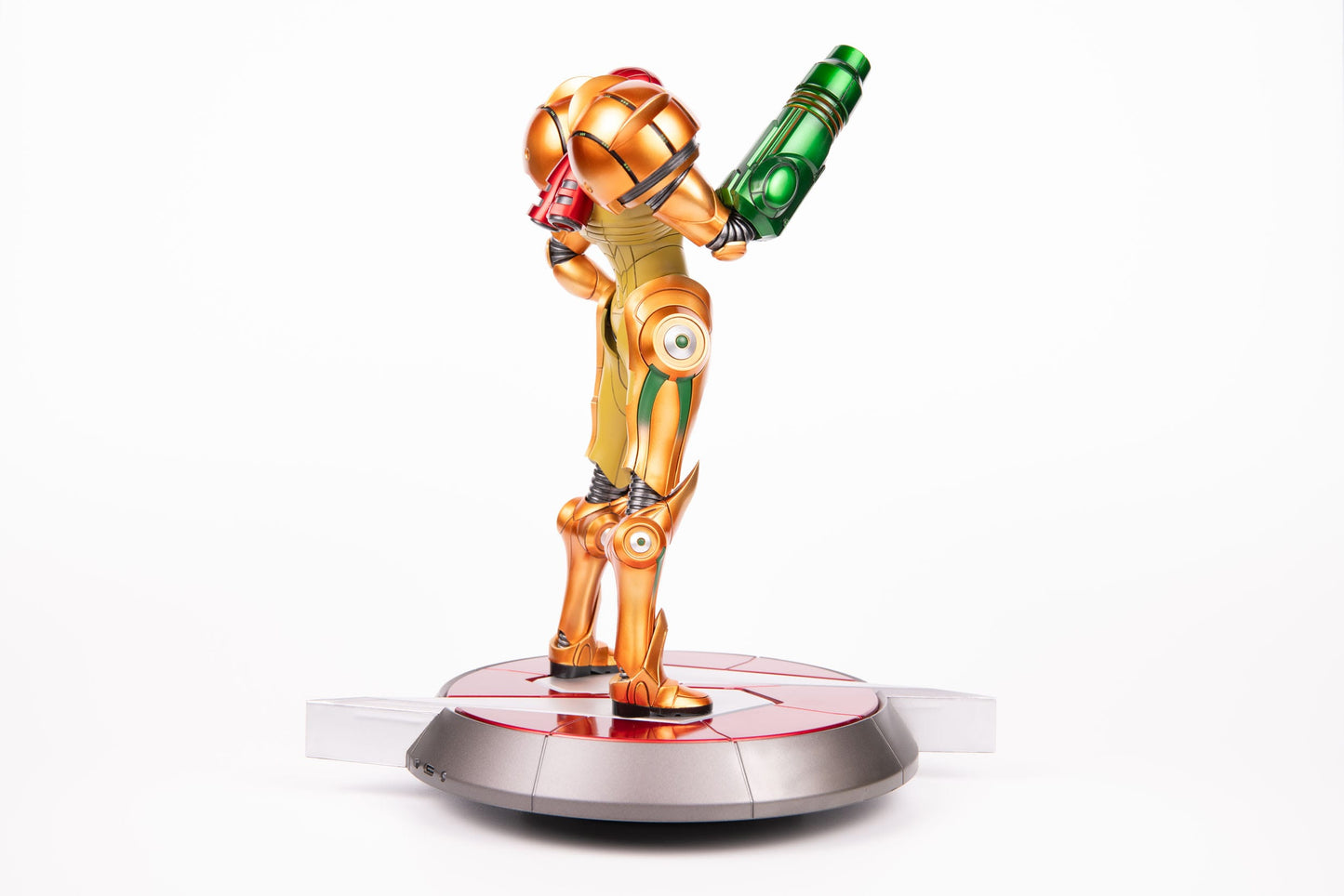 Metroid - Samus Varia Suit Statue