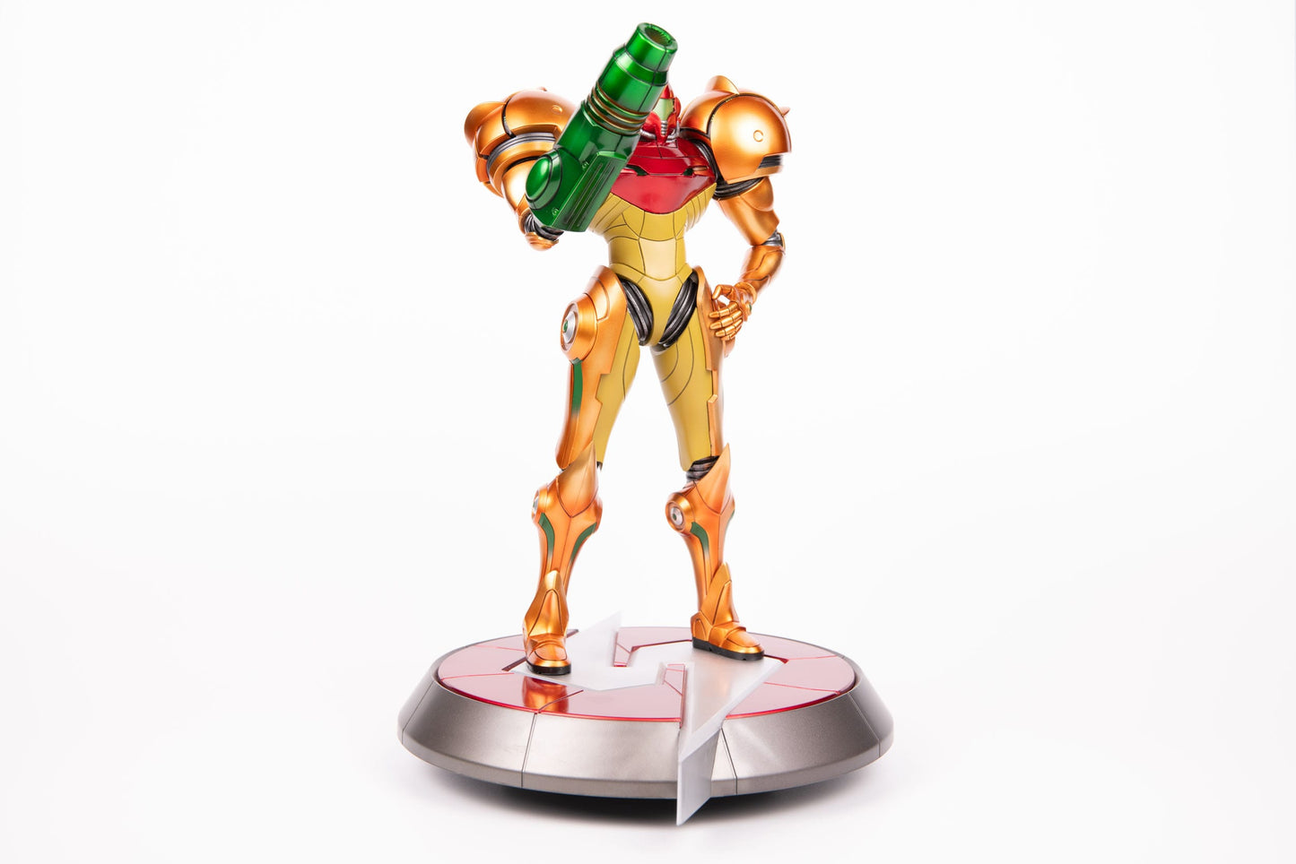 Metroid - Samus Varia Suit Statue