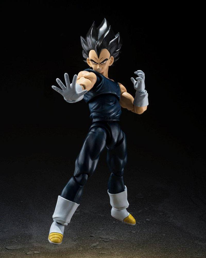 Dragon Ball S.H. Figuarts Action Figure VEGETA