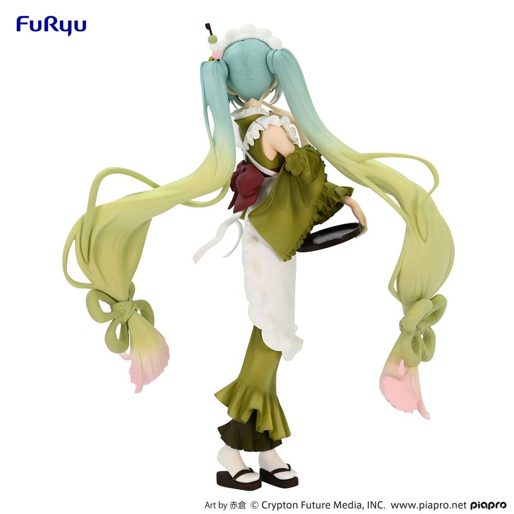 Hatsune Miku Figure Matcha Tea Parfait