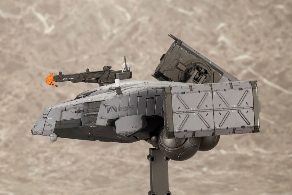 Death Stranding Model Kit 1/350 DHV MAGELLAN