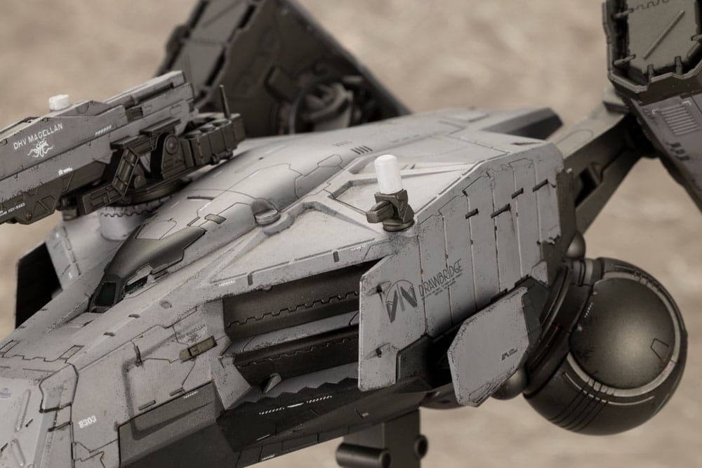Death Stranding Model Kit 1/350 DHV MAGELLAN