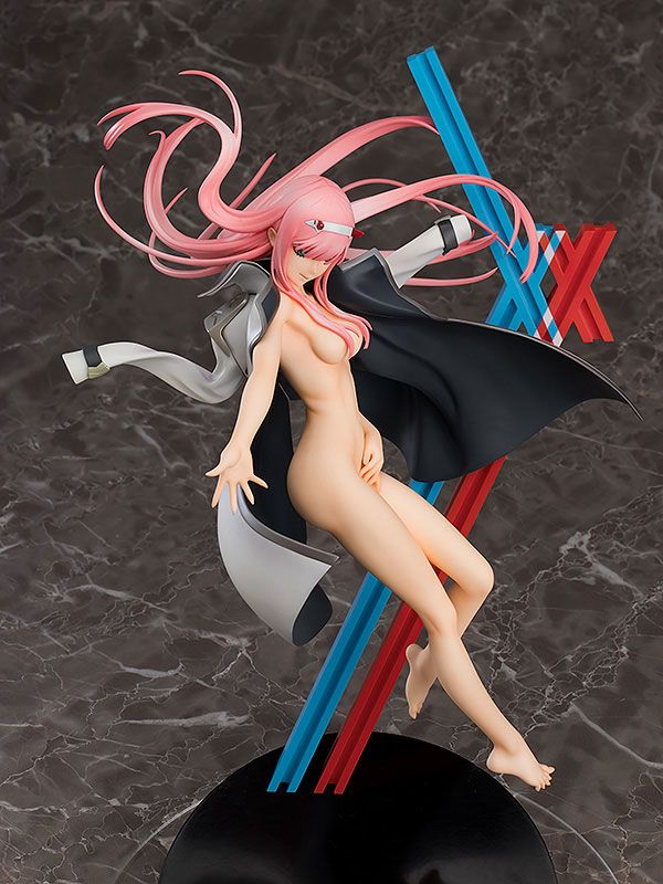 Darling In The Franxx-Statue