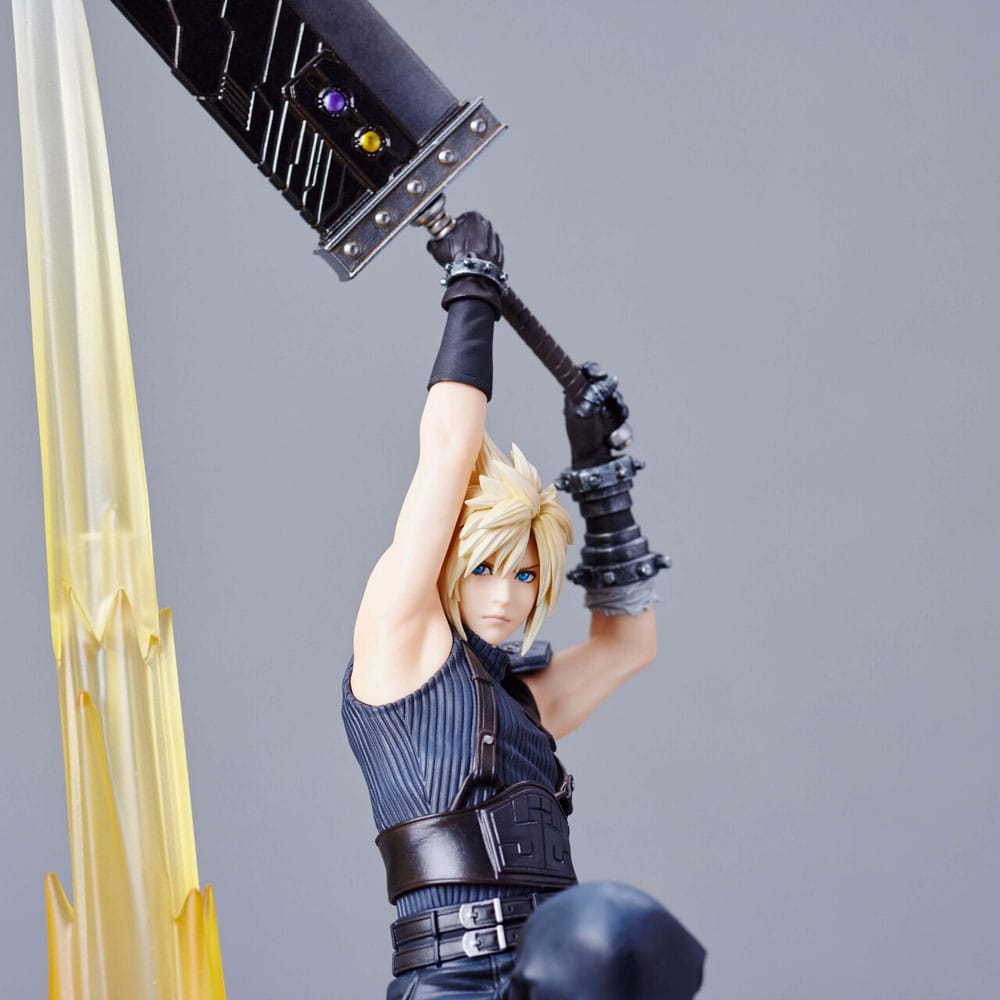 Final Fantasy VII Figure Statue CLOUD STRIFE