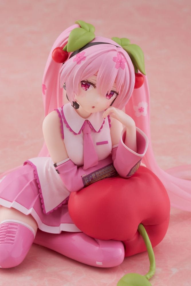 Hatsune Miku Desktop Cute Figure SAKURA MIKU Cherry Cushion
