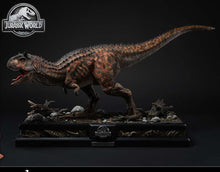 Jurassic World: Fallen Kingdom Legacy Museum Collection Statue 1/15 CARNOTAURUS