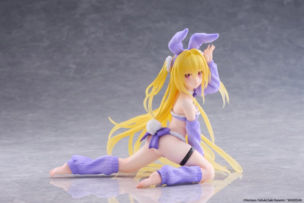 To Love-Ru Darkness MOFLOCK Figure GOLDEN DARKNESS (FLUFFY BUNNY VER.)