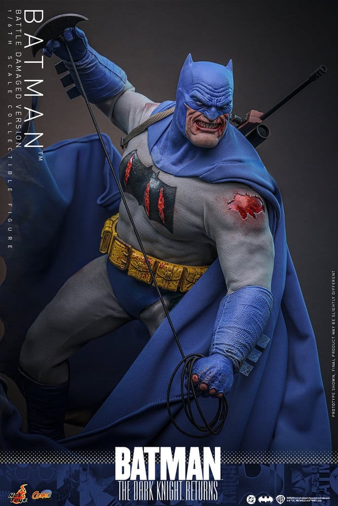 Batman: The Dark Knight Returns Comic Masterpiece Action Figure 1/6 BATMAN (BATTLE DAMAGED VERSION) - 2