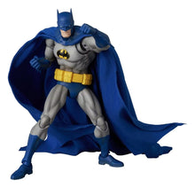 DC Comics MAFEX Action Figure BATMAN RECOLLECTION BLUE VER. - 2