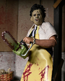 Texas Chainsaw Massacre Clothed Action Figure LEATHERFACE - 2