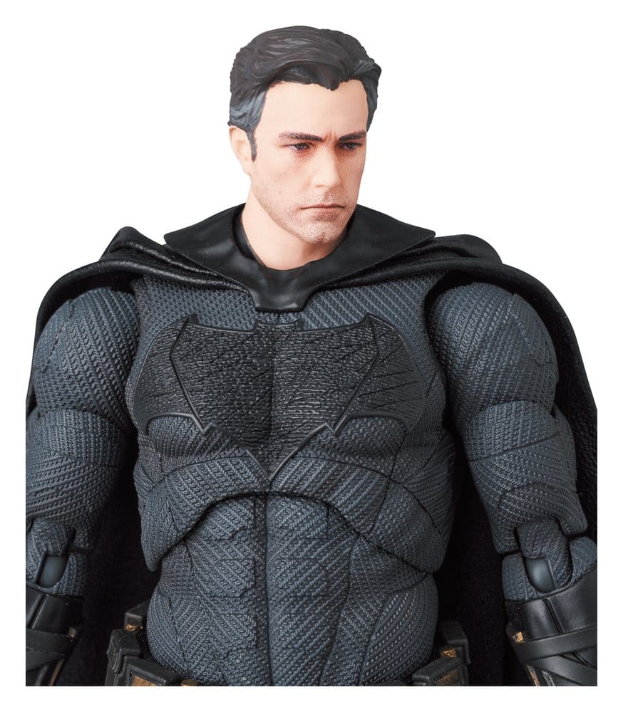 Zack Snyder's Justice League MAFEX Action Figure BATMAN (RE-RUN) - 3