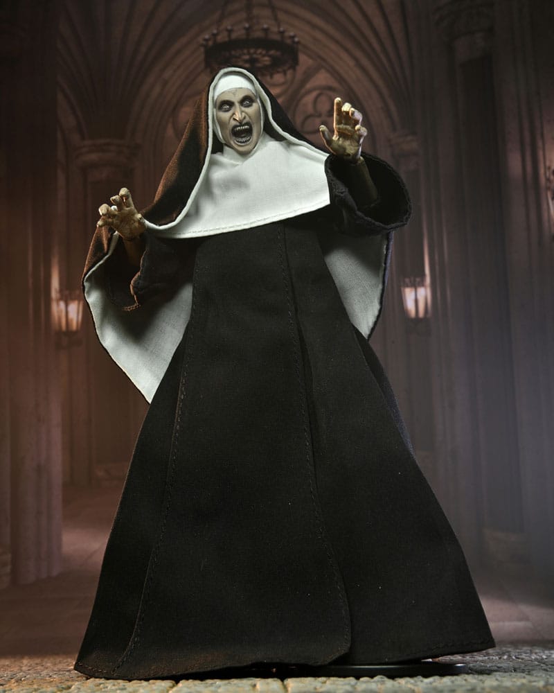The Conjuring Universe Ultimate Action Figure THE NUN (VALAK) - 3