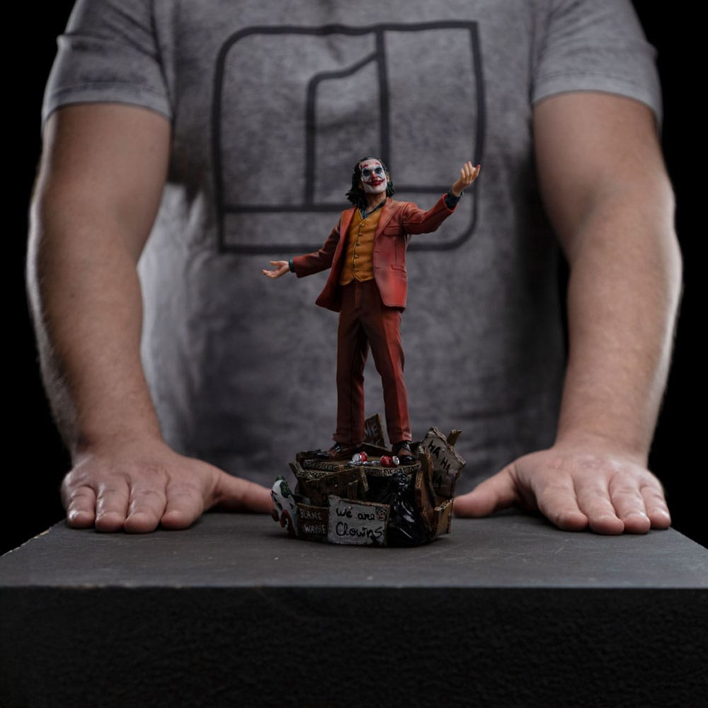 DC Comics Art Scale Deluxe Statue 1/10 JOKER (ARTHUR FLECK) - 4