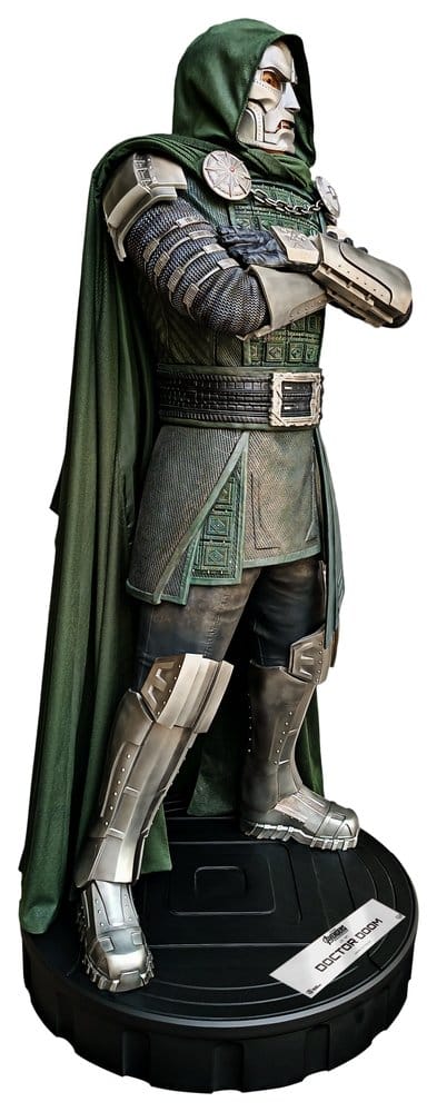 Marvel Avengers: Doomsday Life-Size Statue DOCTOR DOOM - 5