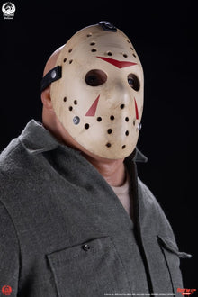 Friday the 13th: The Game Statue 1/3 JASON PART 3 - 5