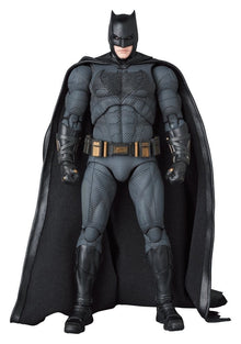 Zack Snyder's Justice League MAFEX Action Figure BATMAN (RE-RUN) - 6
