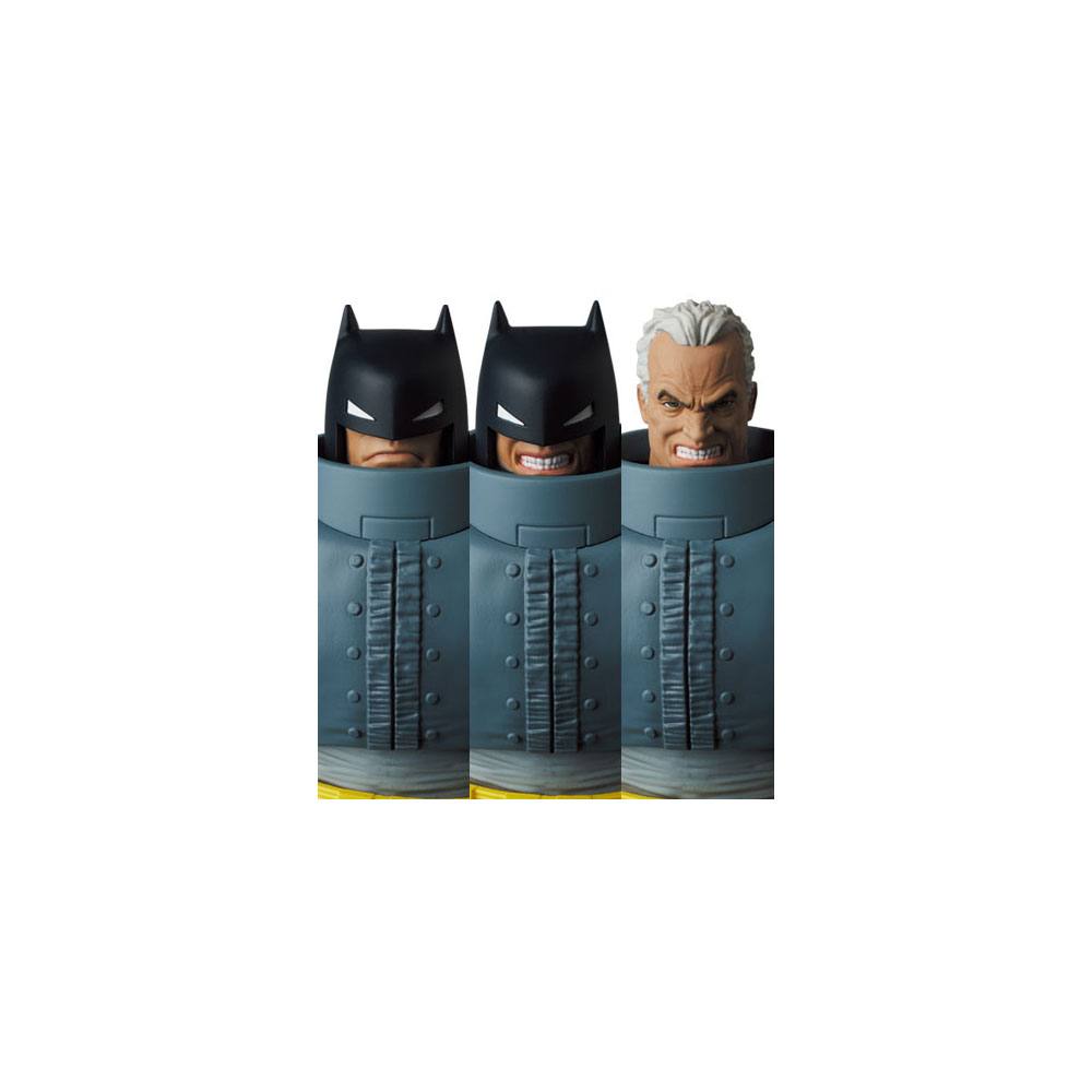 Batman MAFEX Action Figure ARMORED BATMAN (TDKR) (RE-RUN) - 7