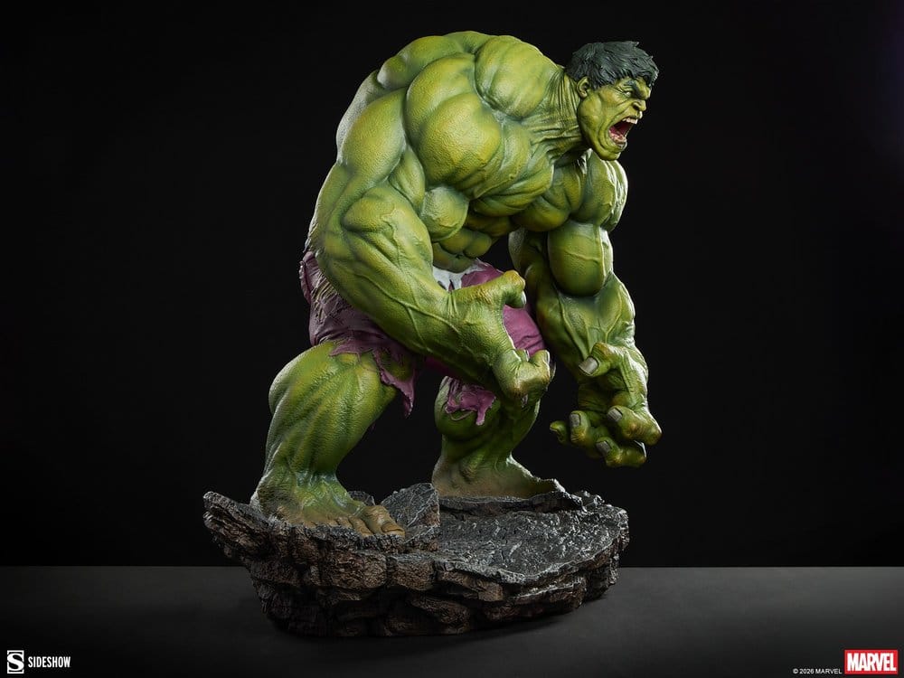 Marvel Premium Format Figure Hulk - 8