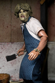 Texas Chainsaw Massacre Clothed Action Figure LEATHERFACE WITH OLD LADY MASK - 9