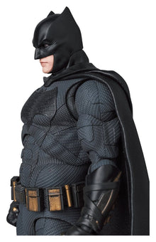 Zack Snyder's Justice League MAFEX Action Figure BATMAN (RE-RUN) - 12