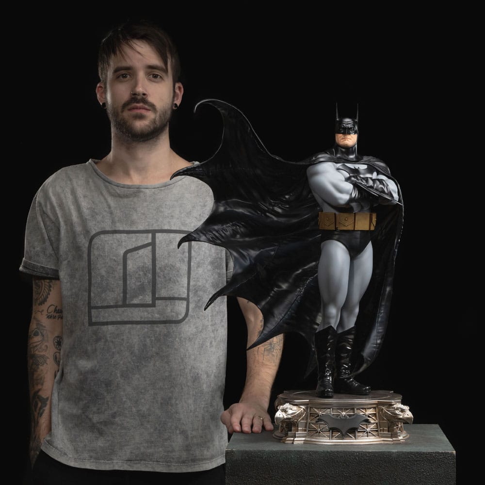 DC Comics Legacy Replica Statue 1/4 BATMAN DC TRINITY - 14