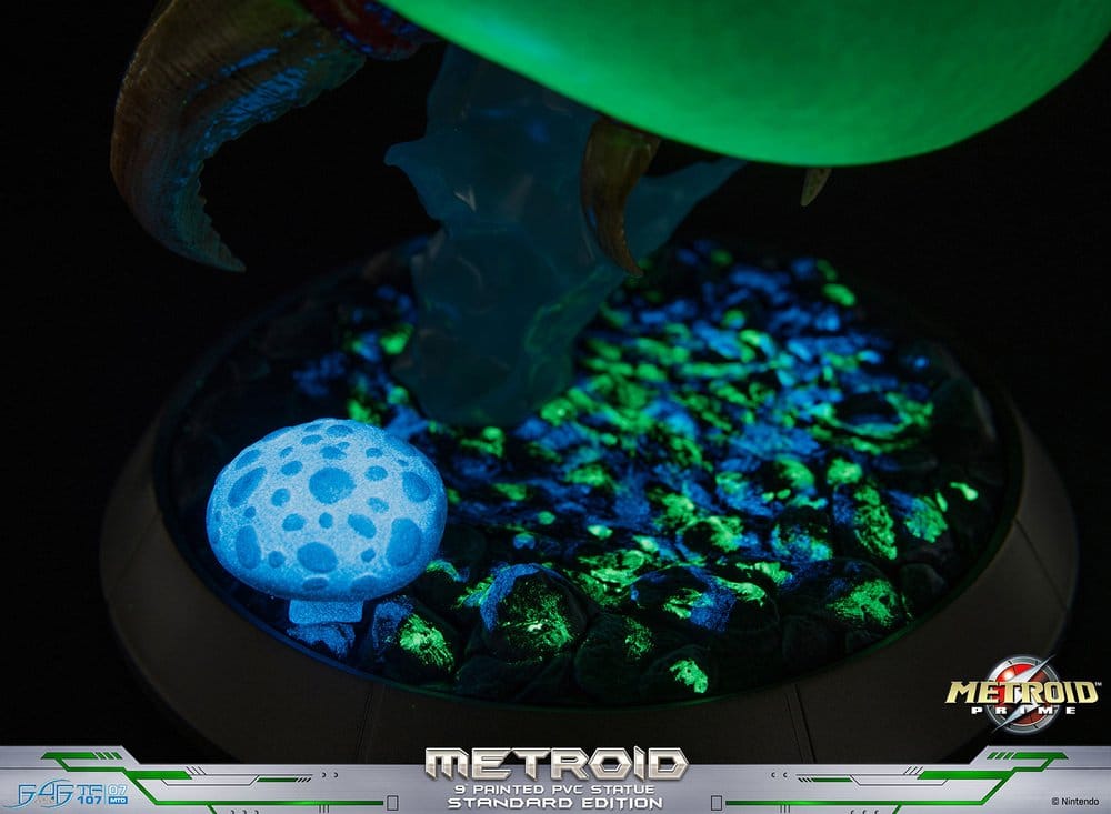Metroid Prime PVC Figure METROID (STANDARD) (GLOW IN THE DARK) - 20