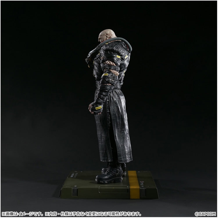 Resident Evil Creator's Model 1:6 scale Statue NEMESIS