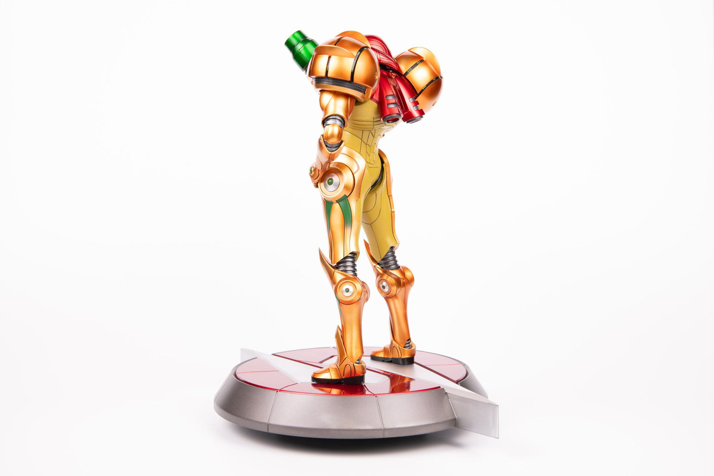 Metroid - Samus Varia Suit Statue