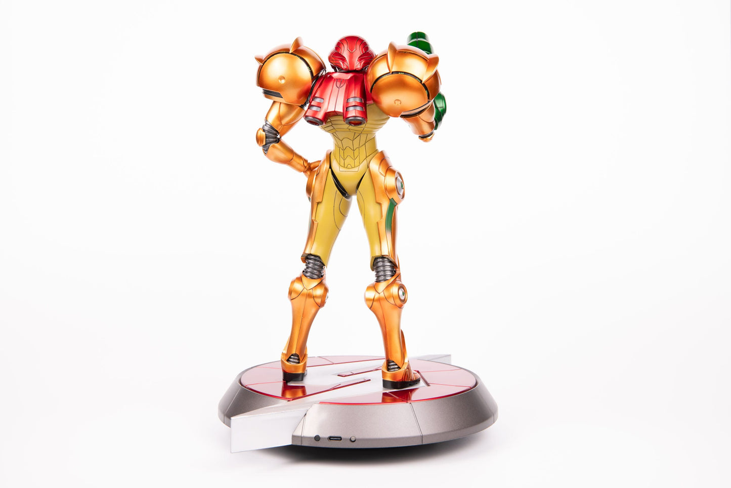 Metroid - Samus Varia Suit Statue