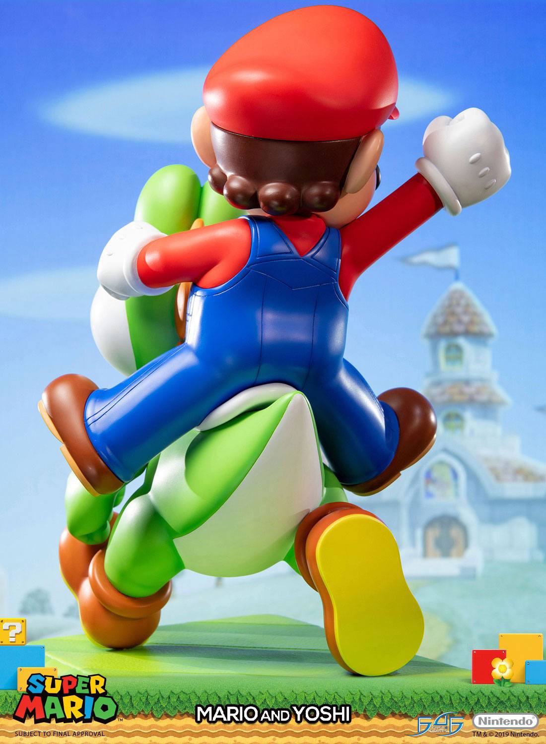 Statue de Super Mario et Yoshi
