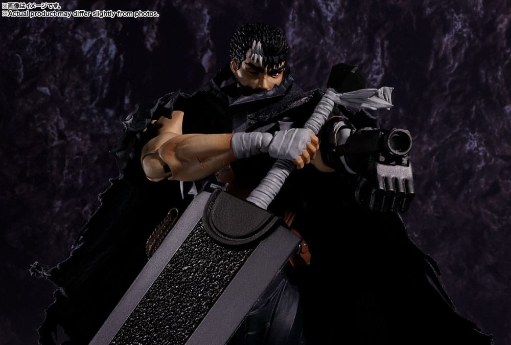 Berserk S.H.Figuarts Action Figure GUTS Berserker Armor