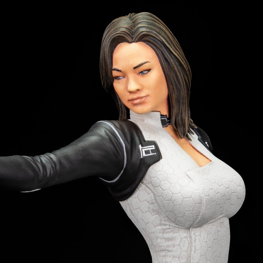 Mass Effect Figure Statue MIRANDA LAWSON