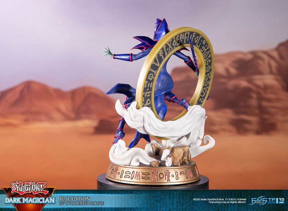Yu-Gi-Oh! F4F Statue DARK MAGICIAN Blue / Purple