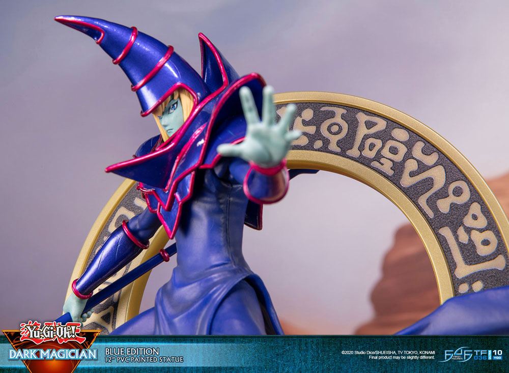 Yu-Gi-Oh! F4F Statue DARK MAGICIAN Blue / Purple