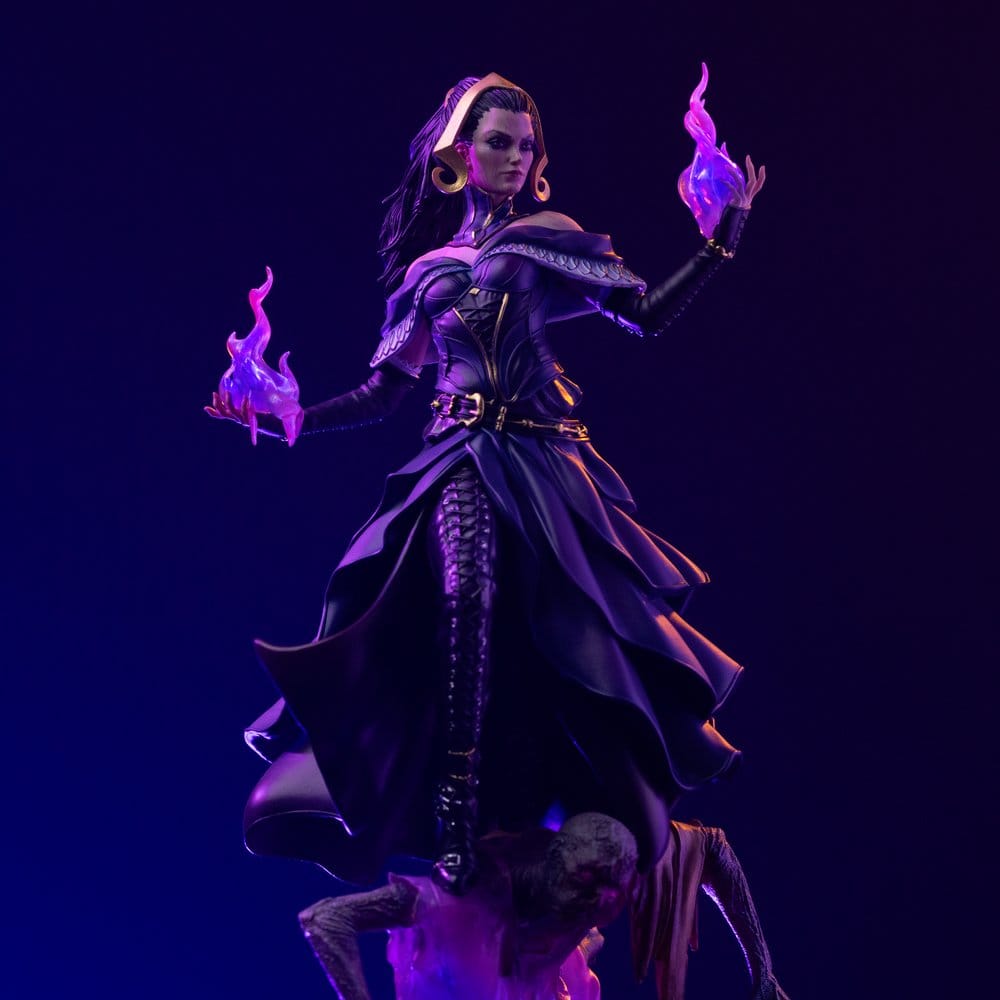Magic the Gathering Deluxe Art Scale Statue 1/10 LILIANA VESS