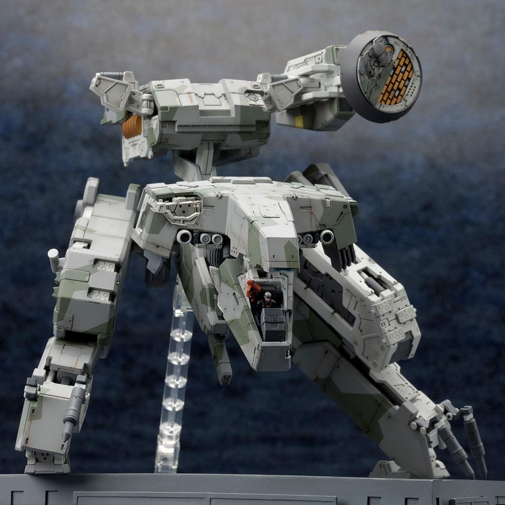 Metal Gear Solid IV Model Kit 1/100 METAL GEAR REX