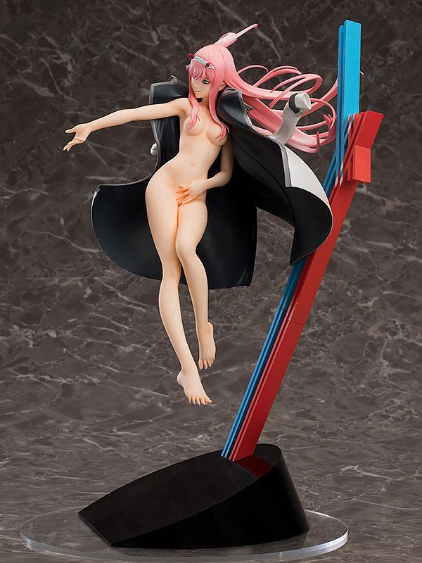 Darling In The Franxx Statue