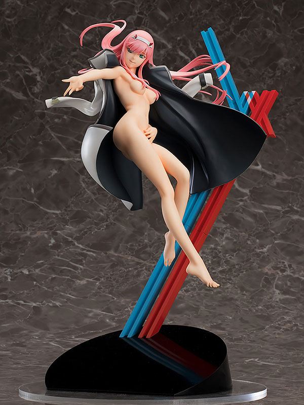 Darling In The Franxx Statue