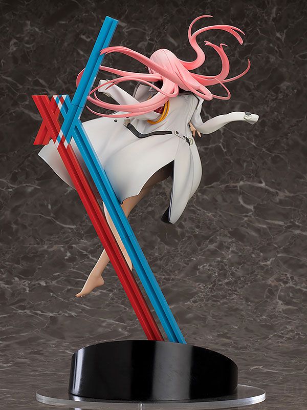 Darling In The Franxx Statue