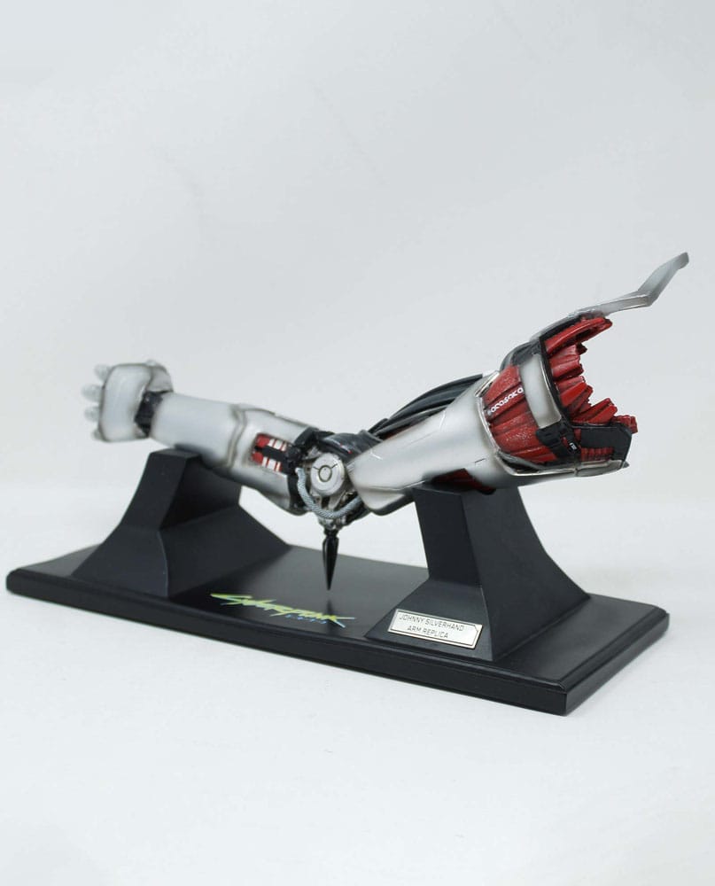 Cyberpunk - Edgerunners JOHNNY SILVERHAND ARM REPLICA 30 cm 