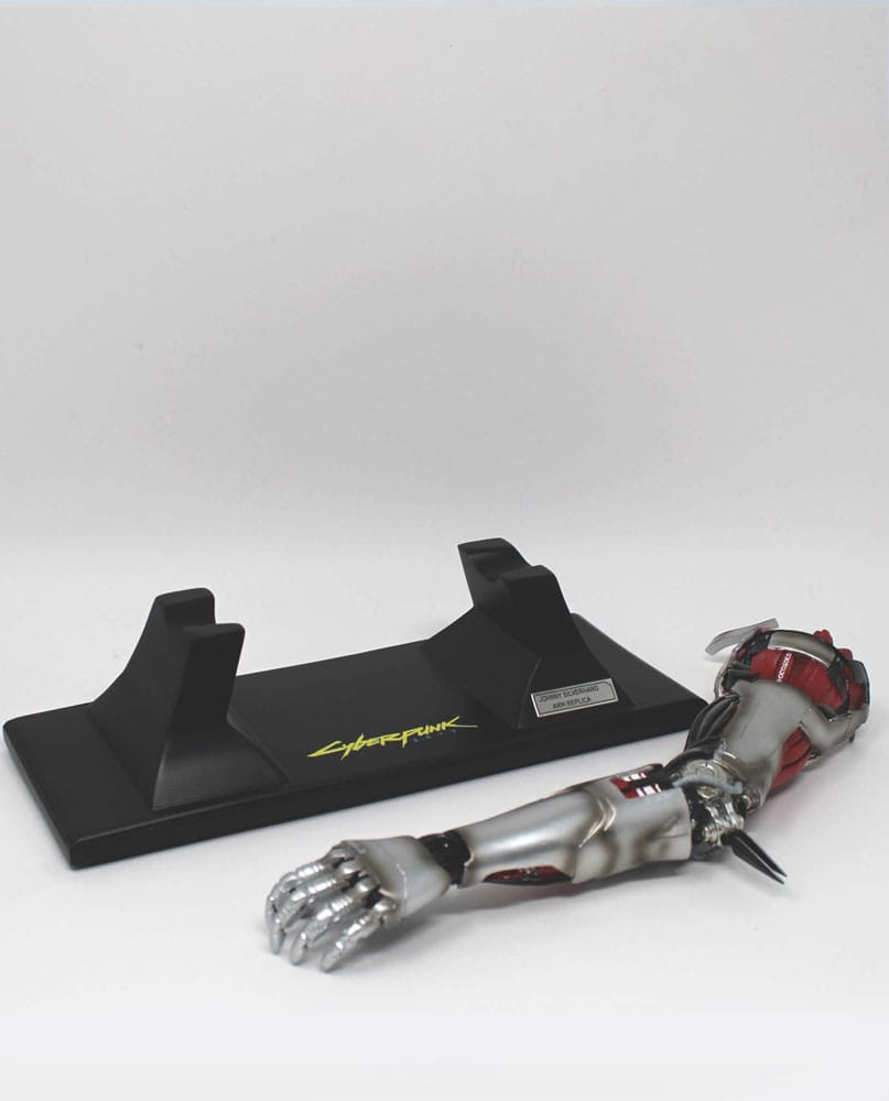 Cyberpunk - Edgerunners JOHNNY SILVERHAND ARM REPLICA 30 cm 