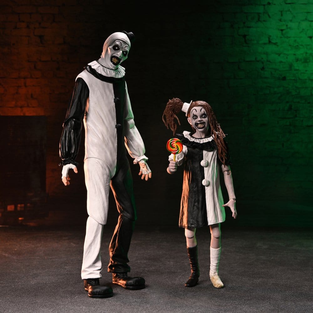Terrifier II 2-Pack Action Figures ULTIMATE ART THE CLOWN & LITTLE PALE GIRL