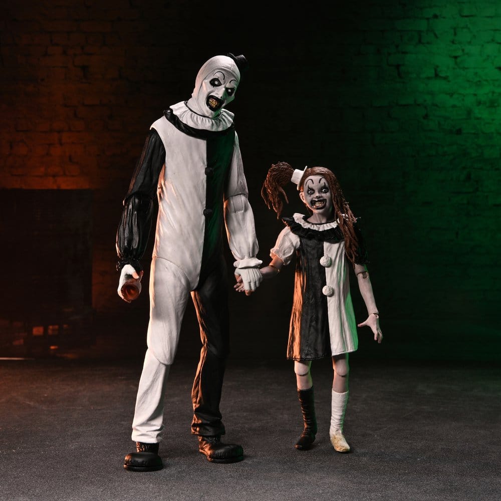 Terrifier II 2-Pack Action Figures ULTIMATE ART THE CLOWN & LITTLE PALE GIRL