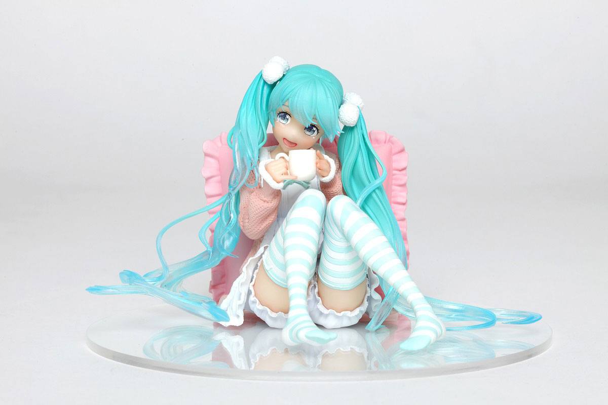 Vocaloid - Figur HATSUNE MIKU Freizeitkleidung